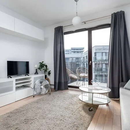 Blue Sky - Burakowska Βαρσοβία