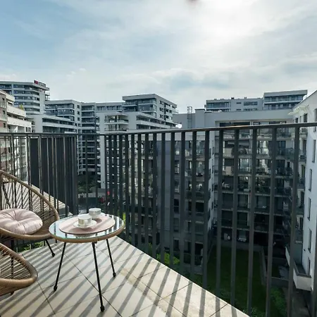 Blue Sky - Burakowska アパート *