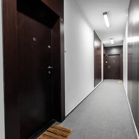 Blue Sky - Burakowska アパート *